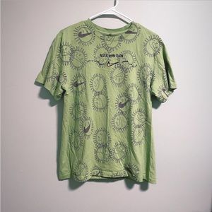 Nike sun club shirt